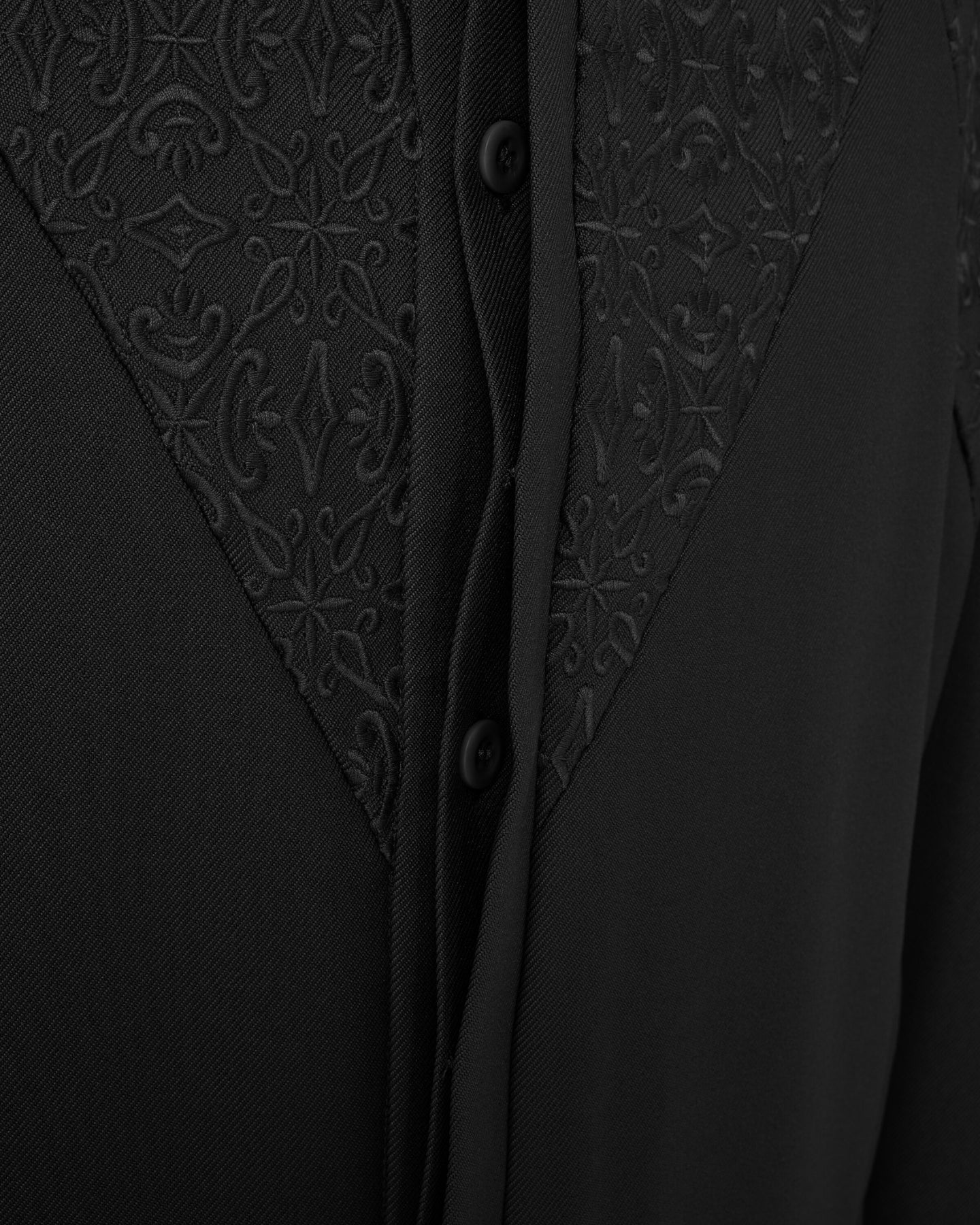 'NURI' EMBROIDERED OVERSHIRT JACKET – BLACK