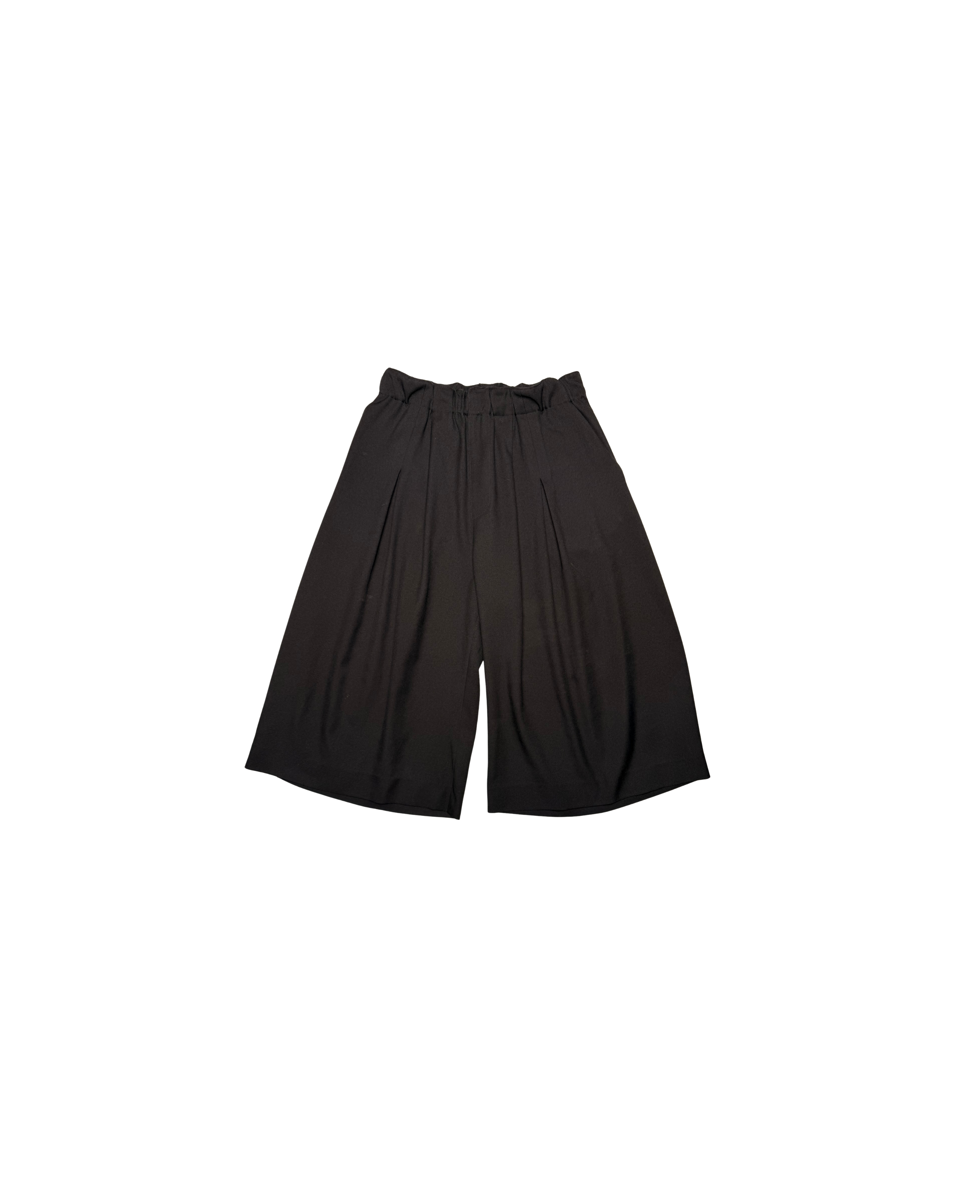 158 BERMUDA – BLACK