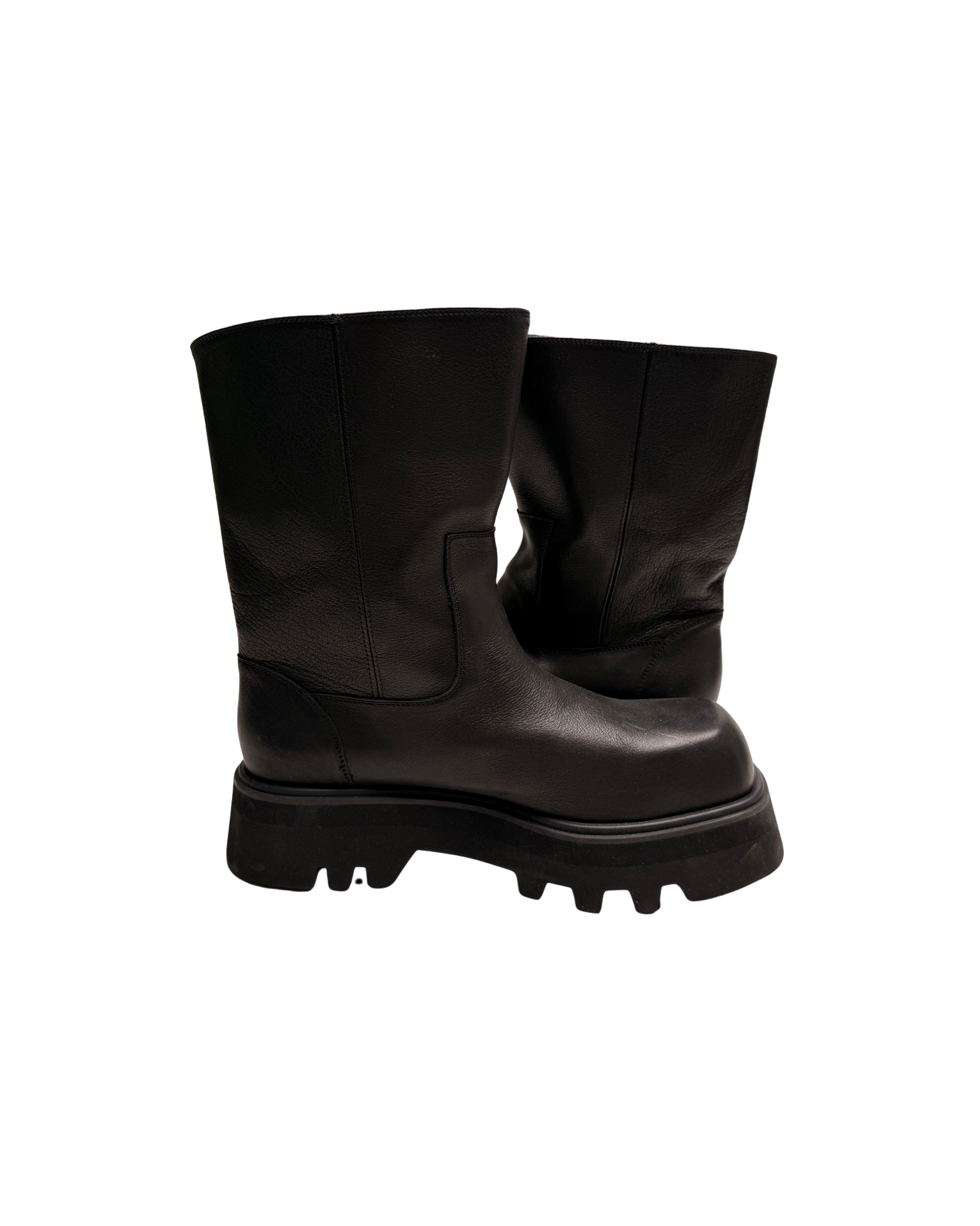 193 BOOTS – BLACK