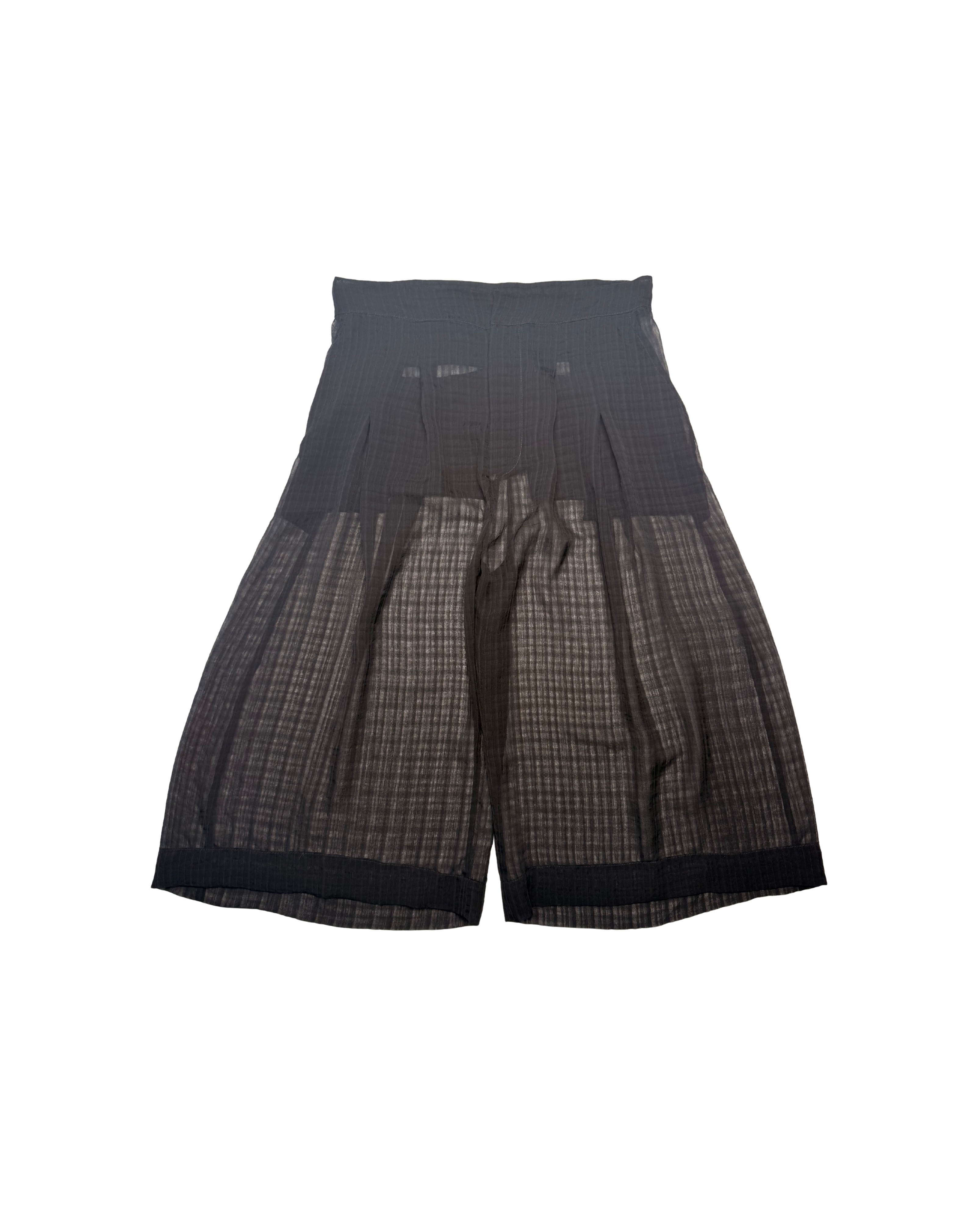 052 TRANSPARENT BERMUDA – BLACK