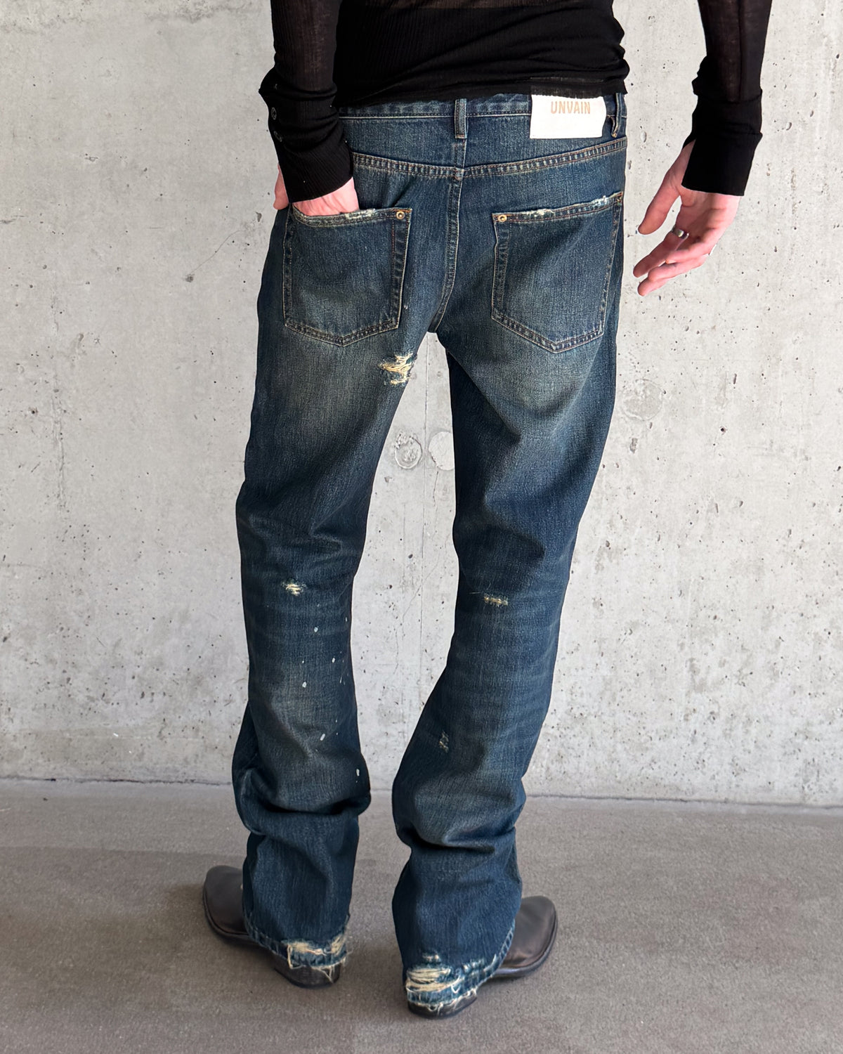 'RIAN' DISTRESSED DENIM – DARK BLUE