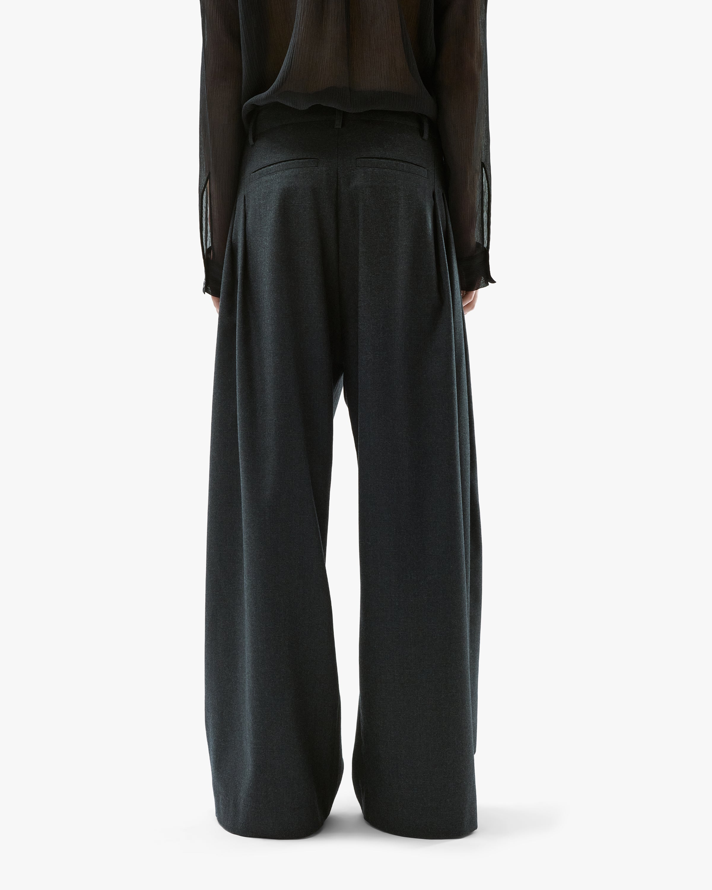 'IYAS' WOOL PLEATED SUIT PANTS – CHECKED GREY