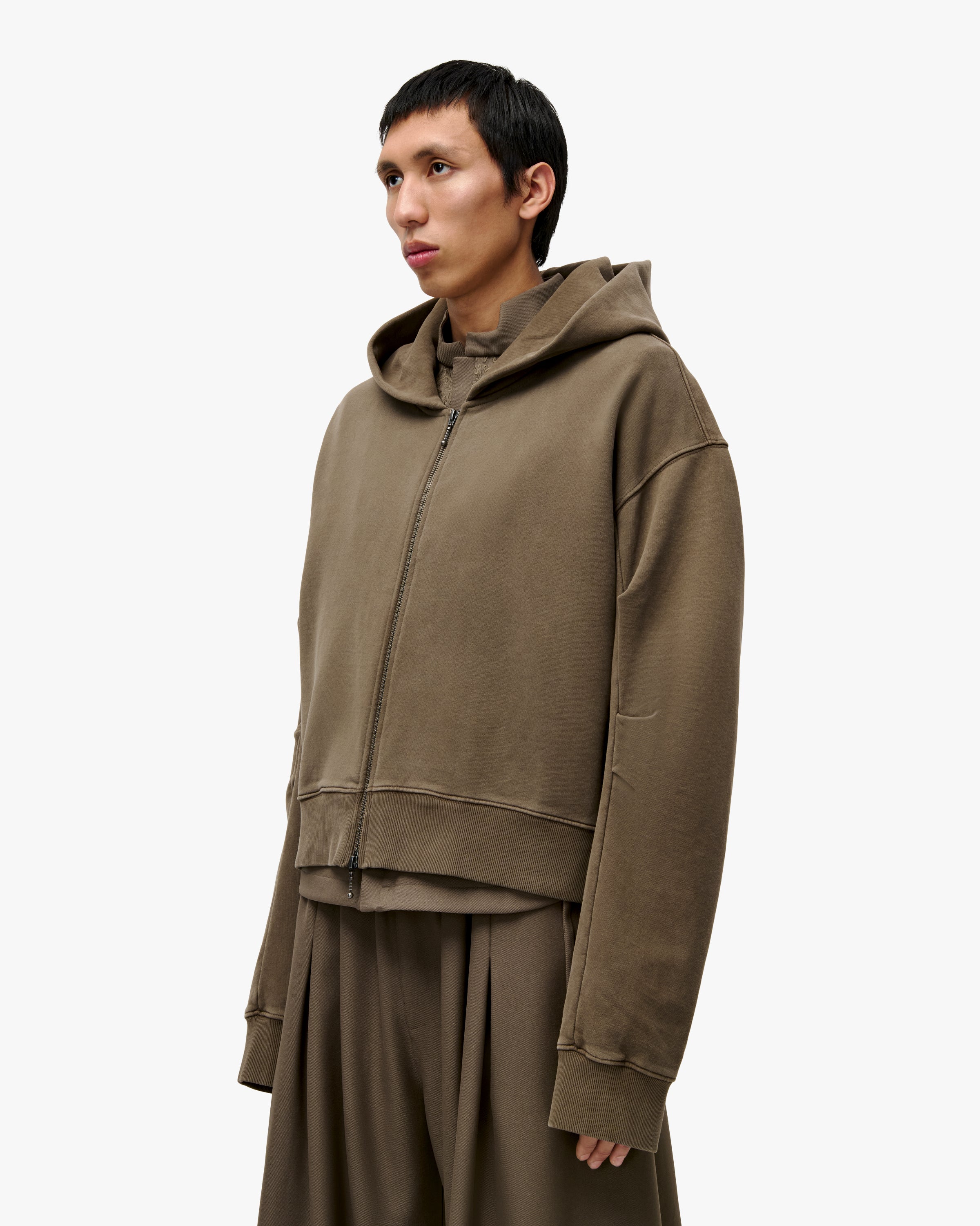 'RAYAD' PLEATED ZIP HOODIE – TAN