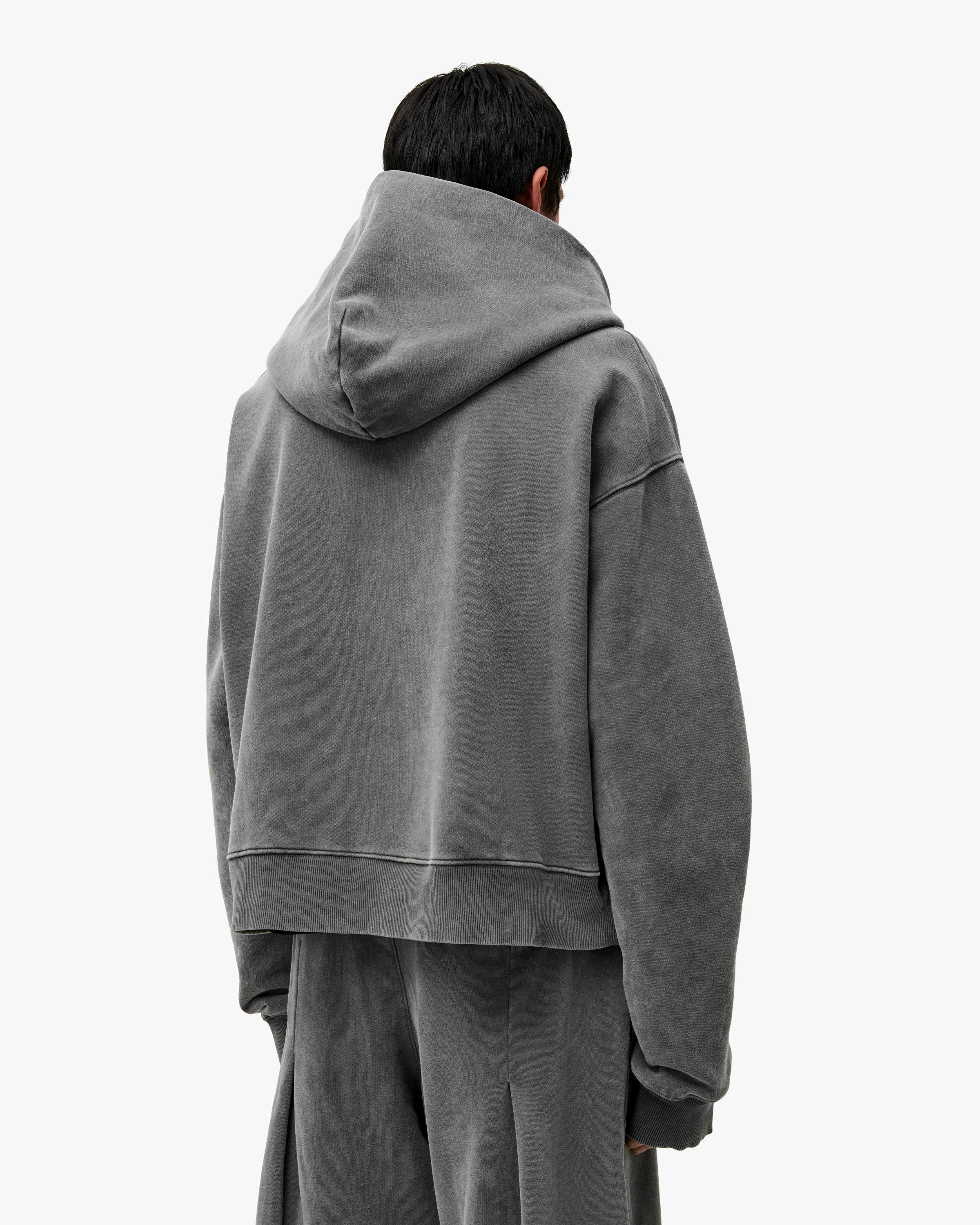 'RAYAD' PLEATED ZIP HOODIE – CONCRETE