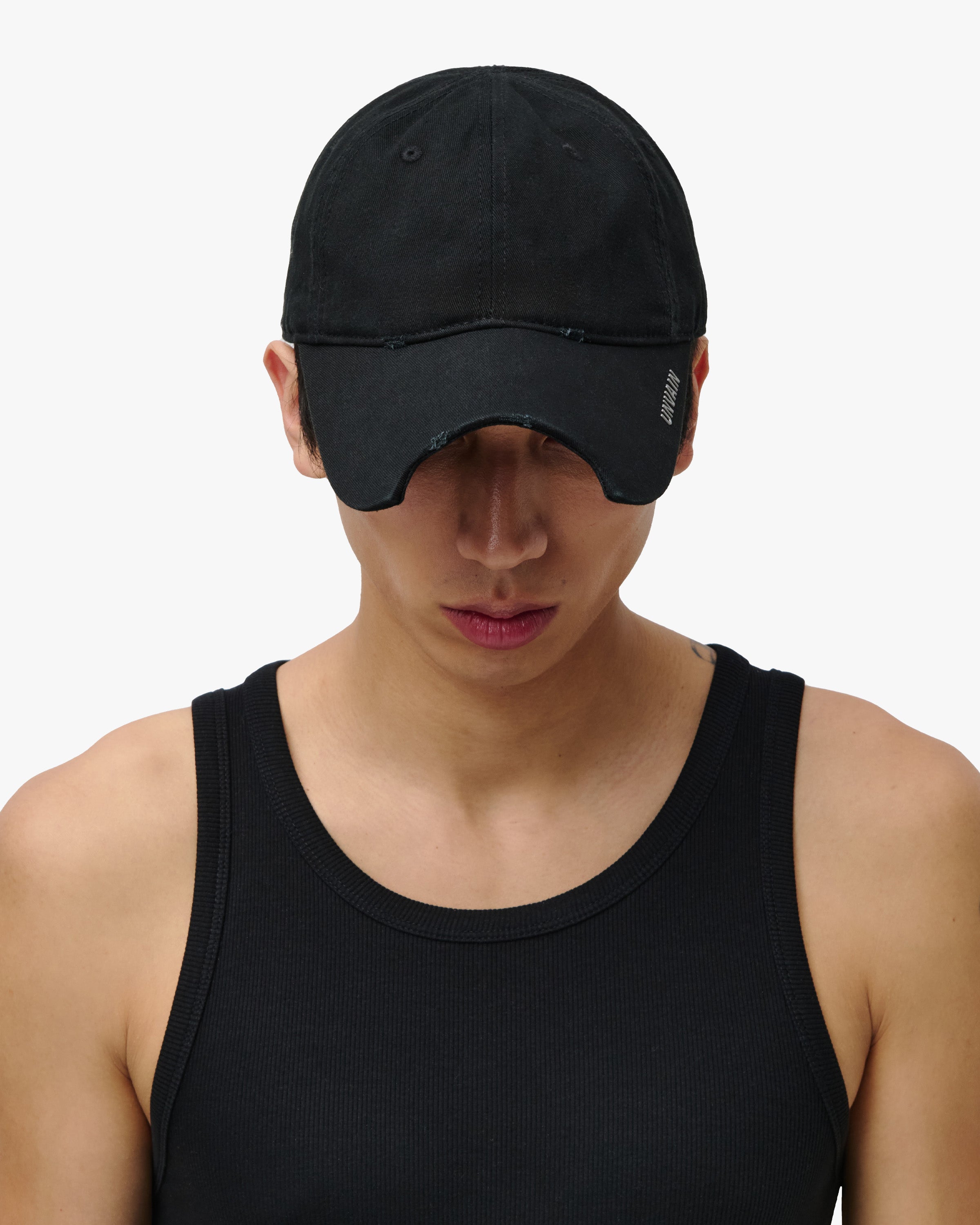 'RACHID' CUT-OUT CAP – WASHED BLACK