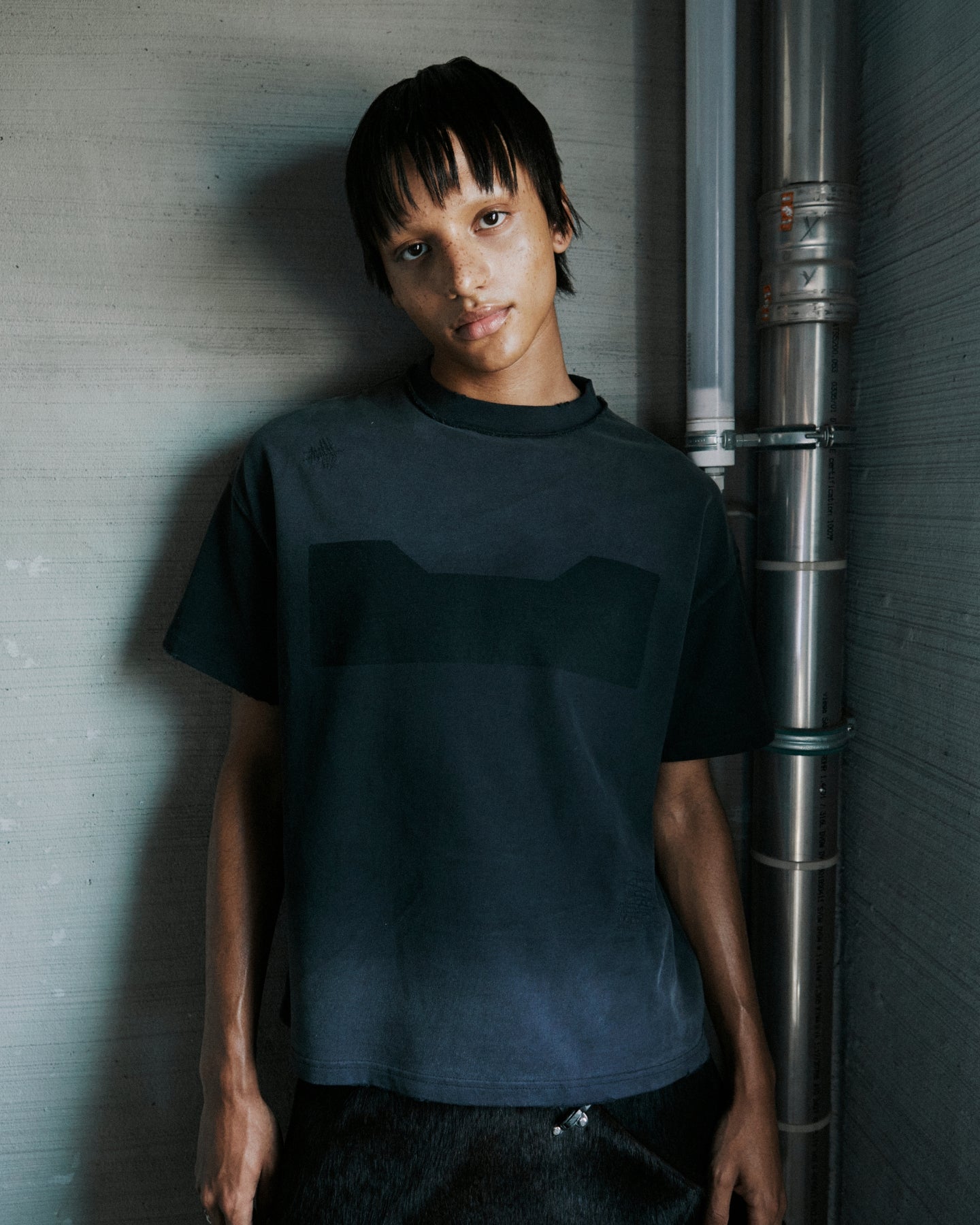 Logo T-Shirt - Sunfaded Black