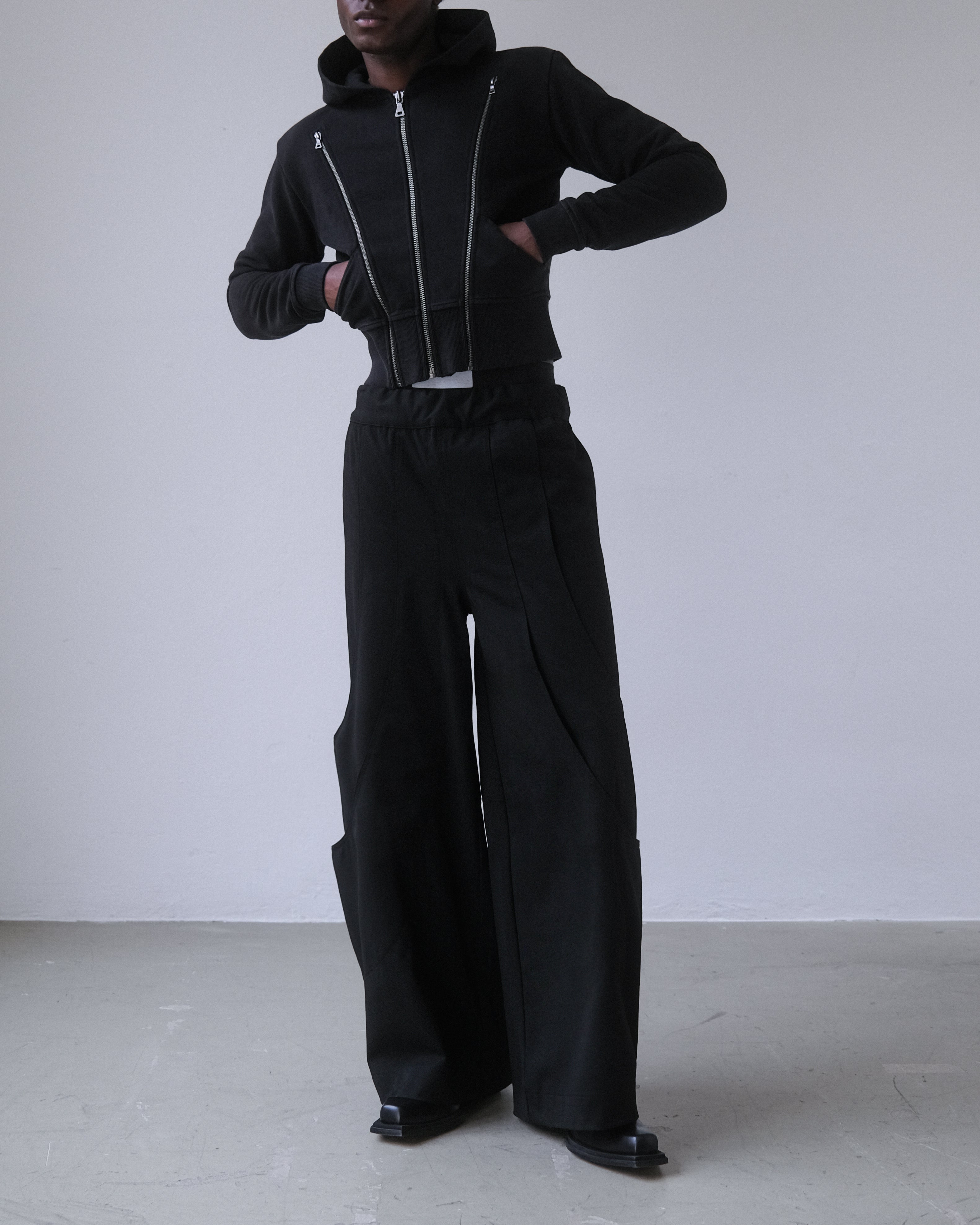 WIDE-LEG PANEL PANTS - BLACK