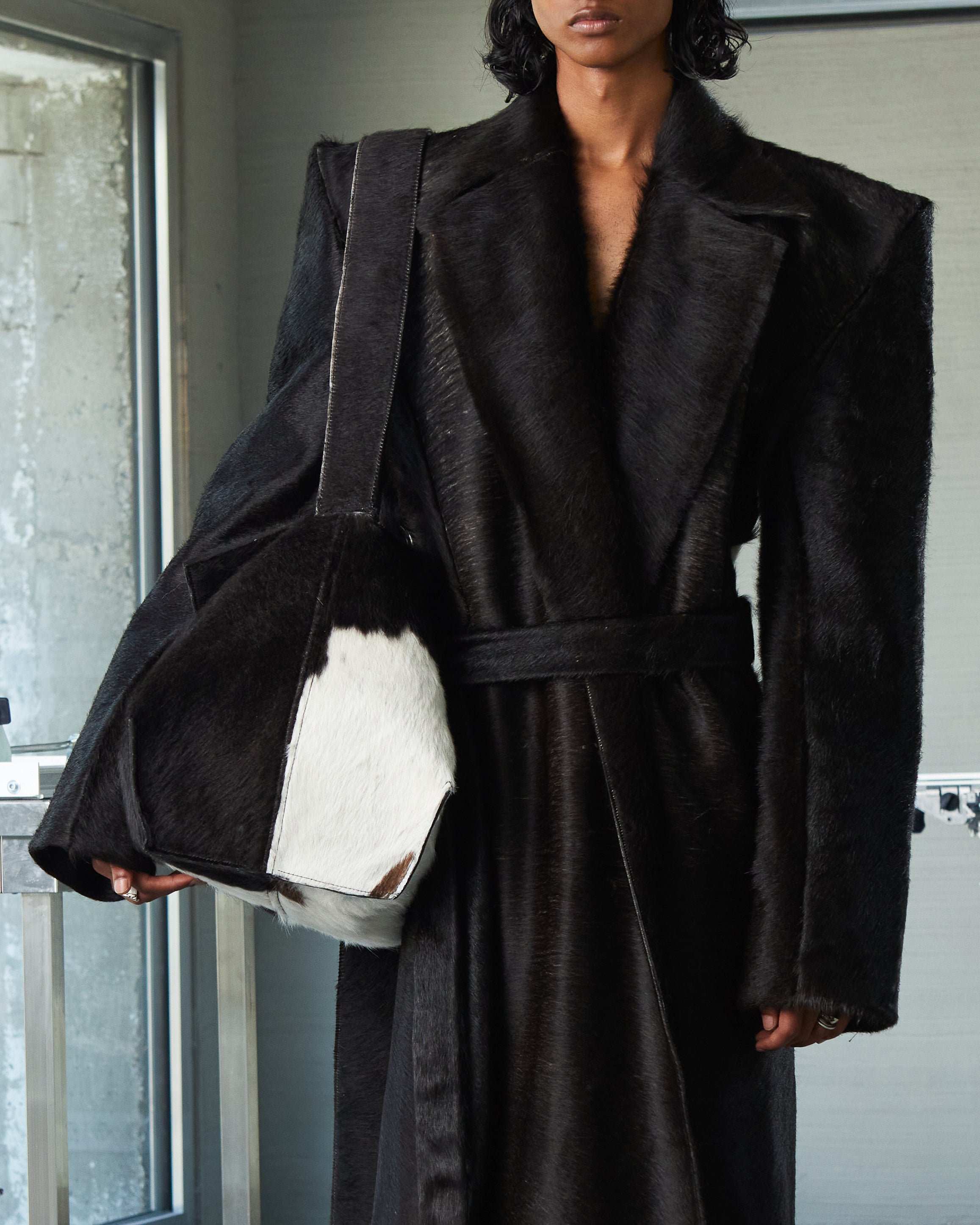 OVERSIZED PONYHAIR COAT - BLACK