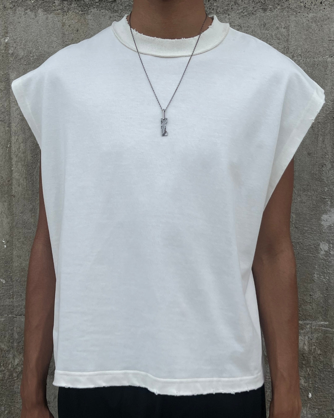 Entity Heavyweight Sleeveless - Off White