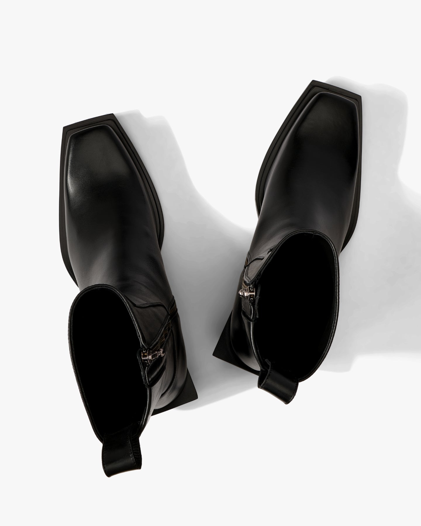 'JYHA' BOOTS – BLACK