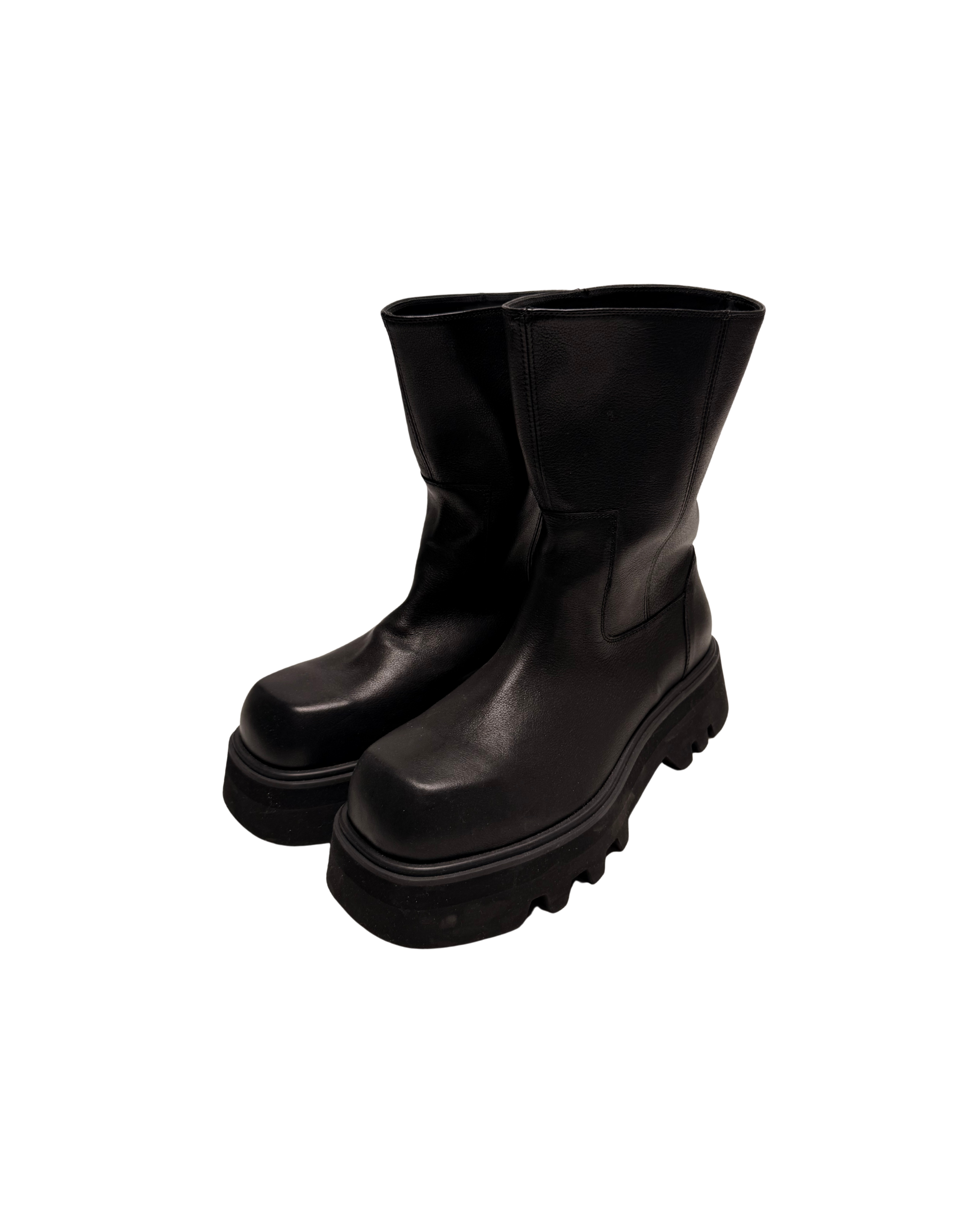 193 BOOTS – BLACK