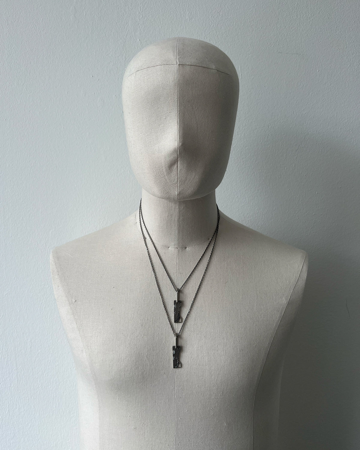 Entity Logo Chain - Oxidized Silver