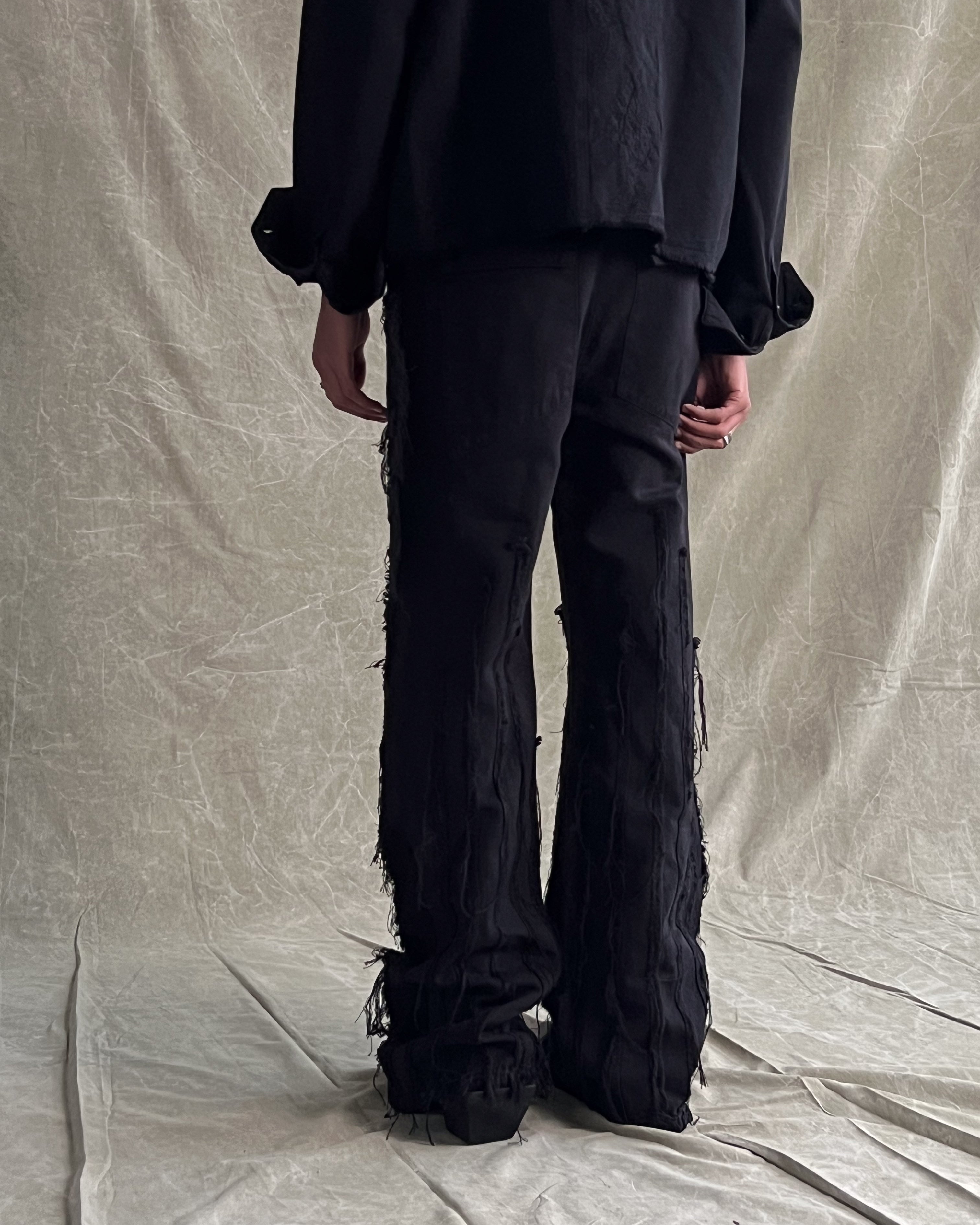 Distressed Darts Pants - Black