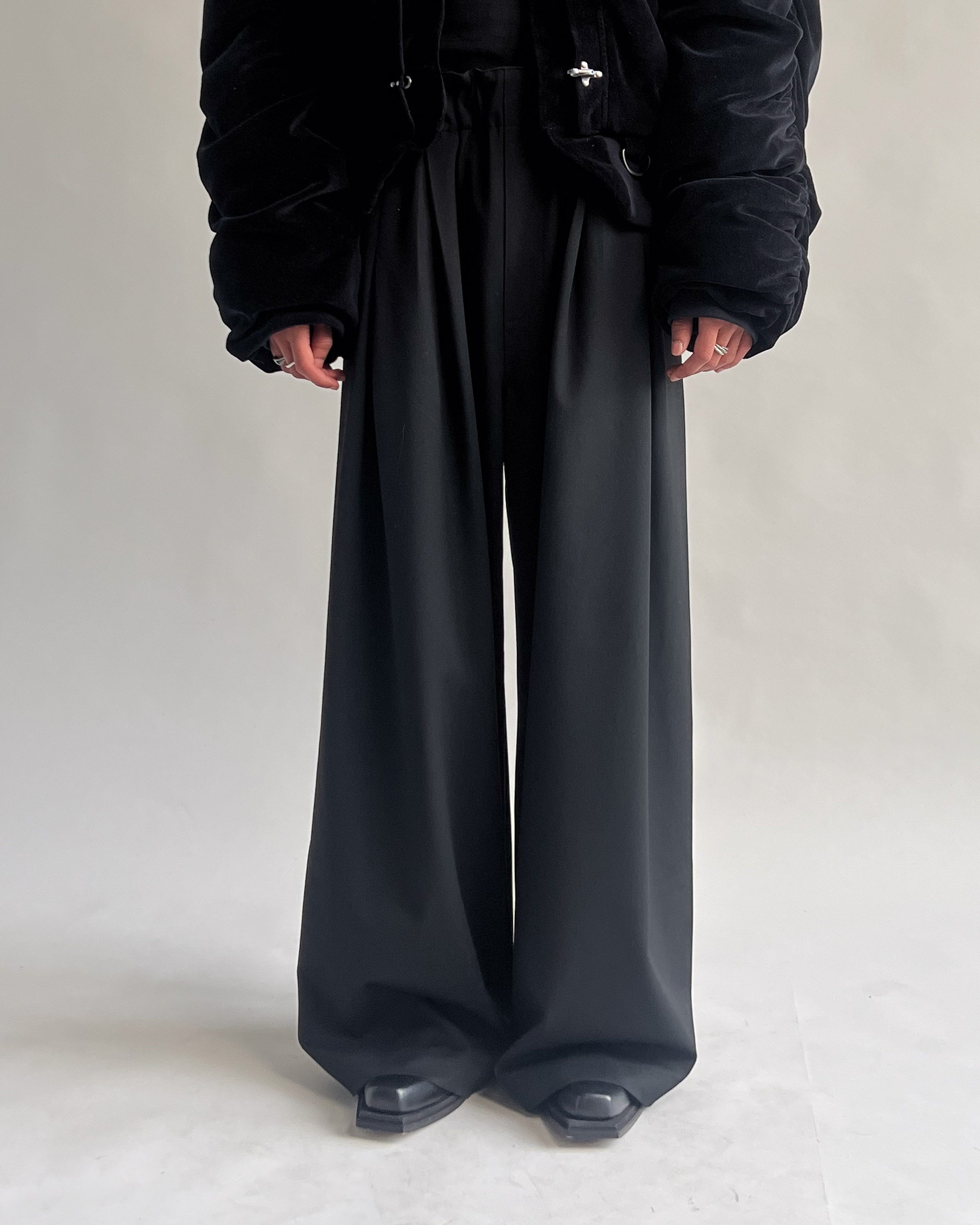 Entity Wide-Leg Suitpants - Black