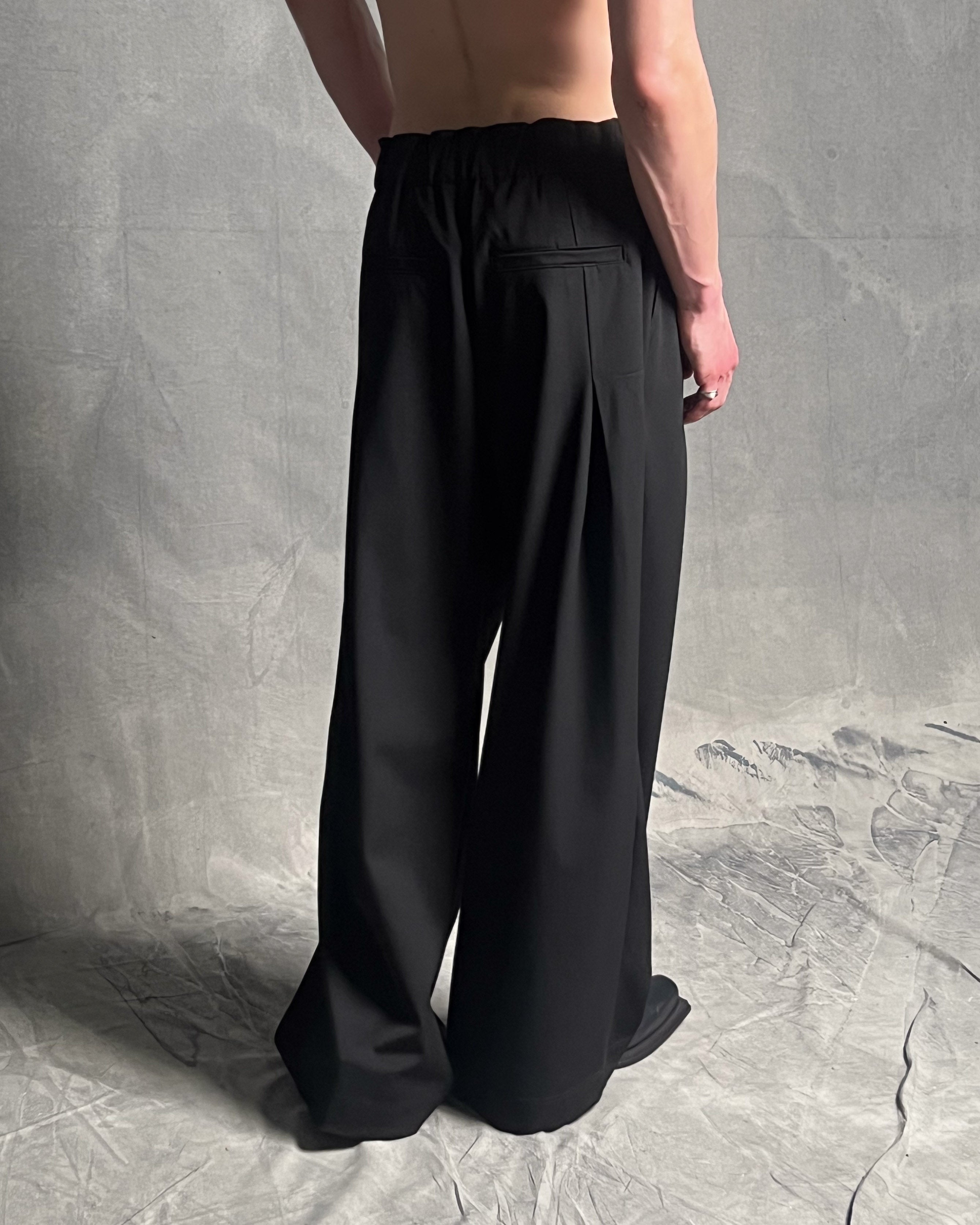 Entity Wide-Leg Suitpants - Black