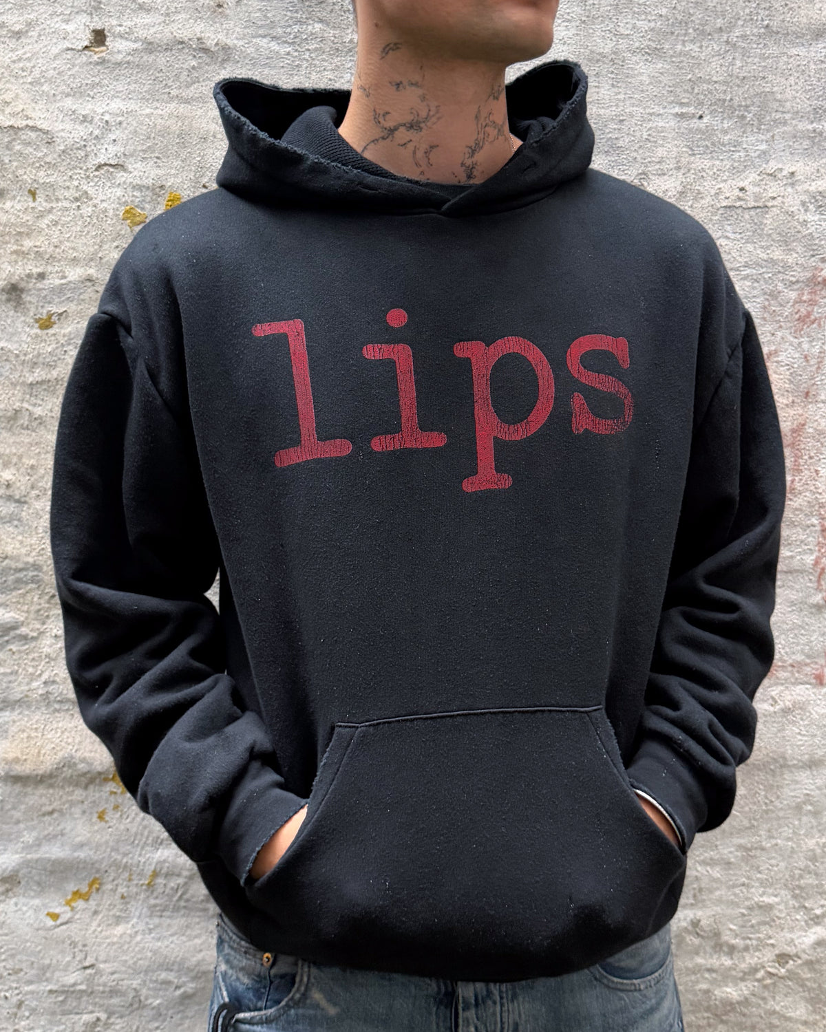 'LIPS' 2-LAYER WAFFLE HOODIE – WASHED BLACK