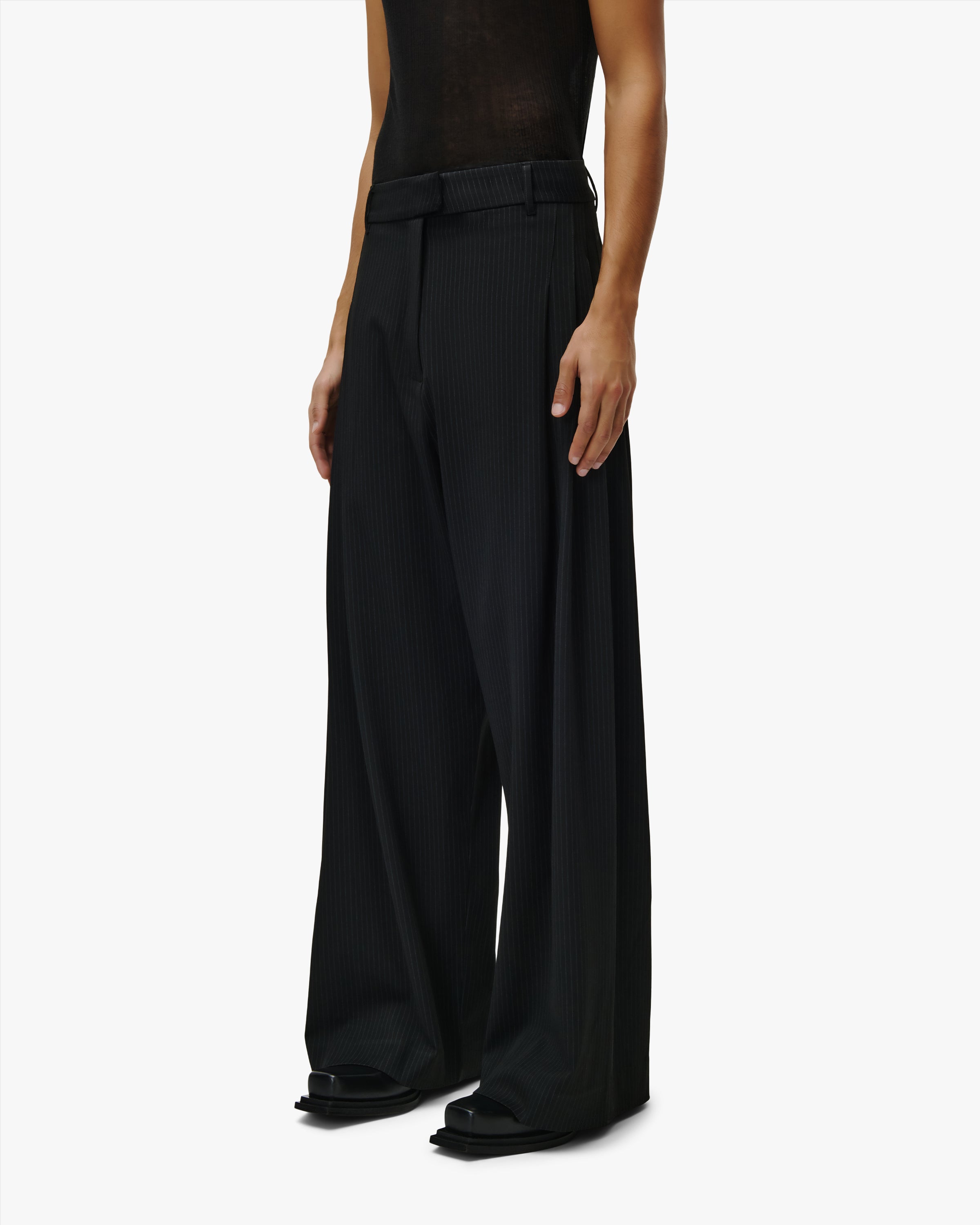 'IYAS' PLEATED SUIT PANTS – PINSTRIPE