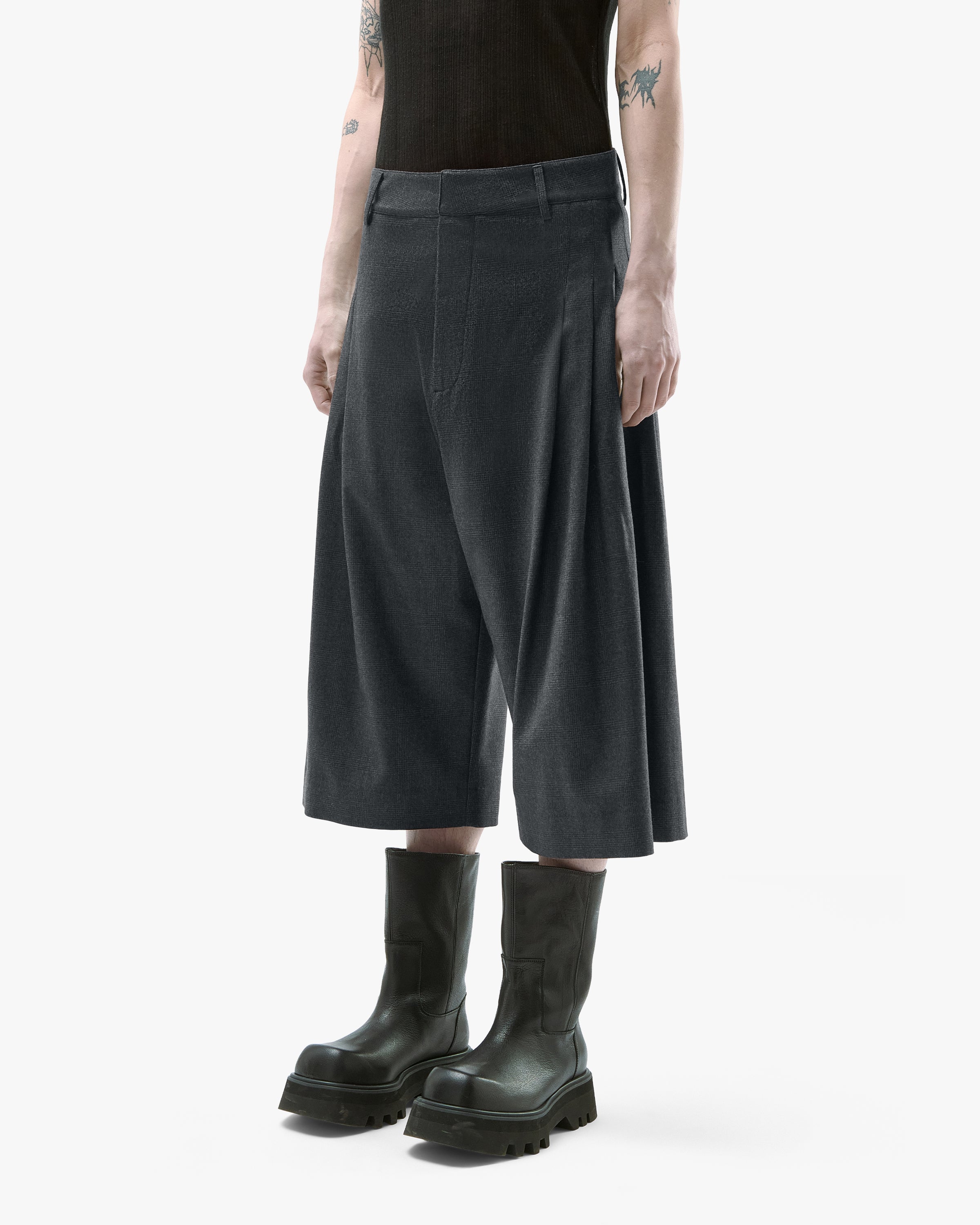 'KROV' WOOL BERMUDA – CHECKED GREY