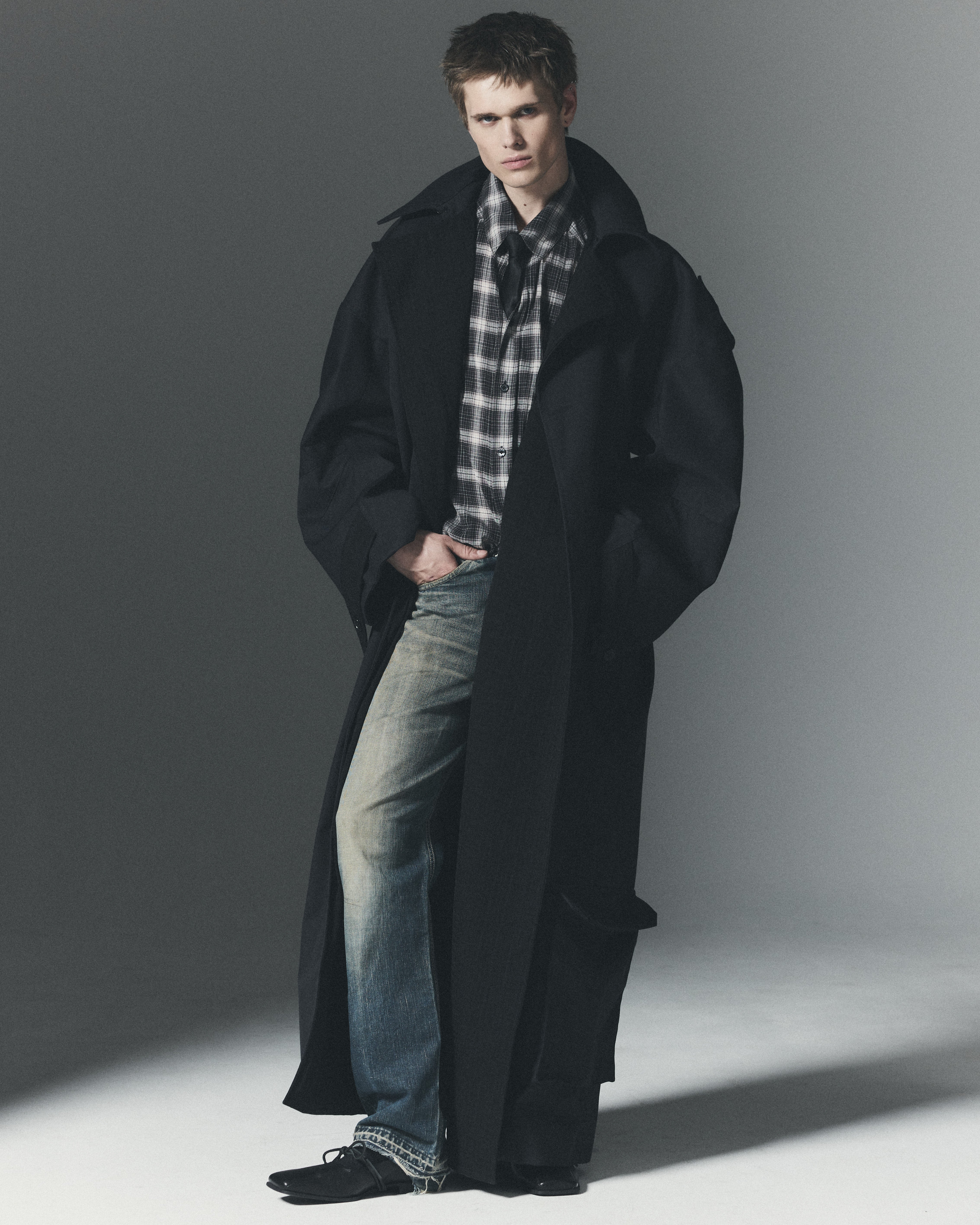 087 TRENCH COAT – NAVY