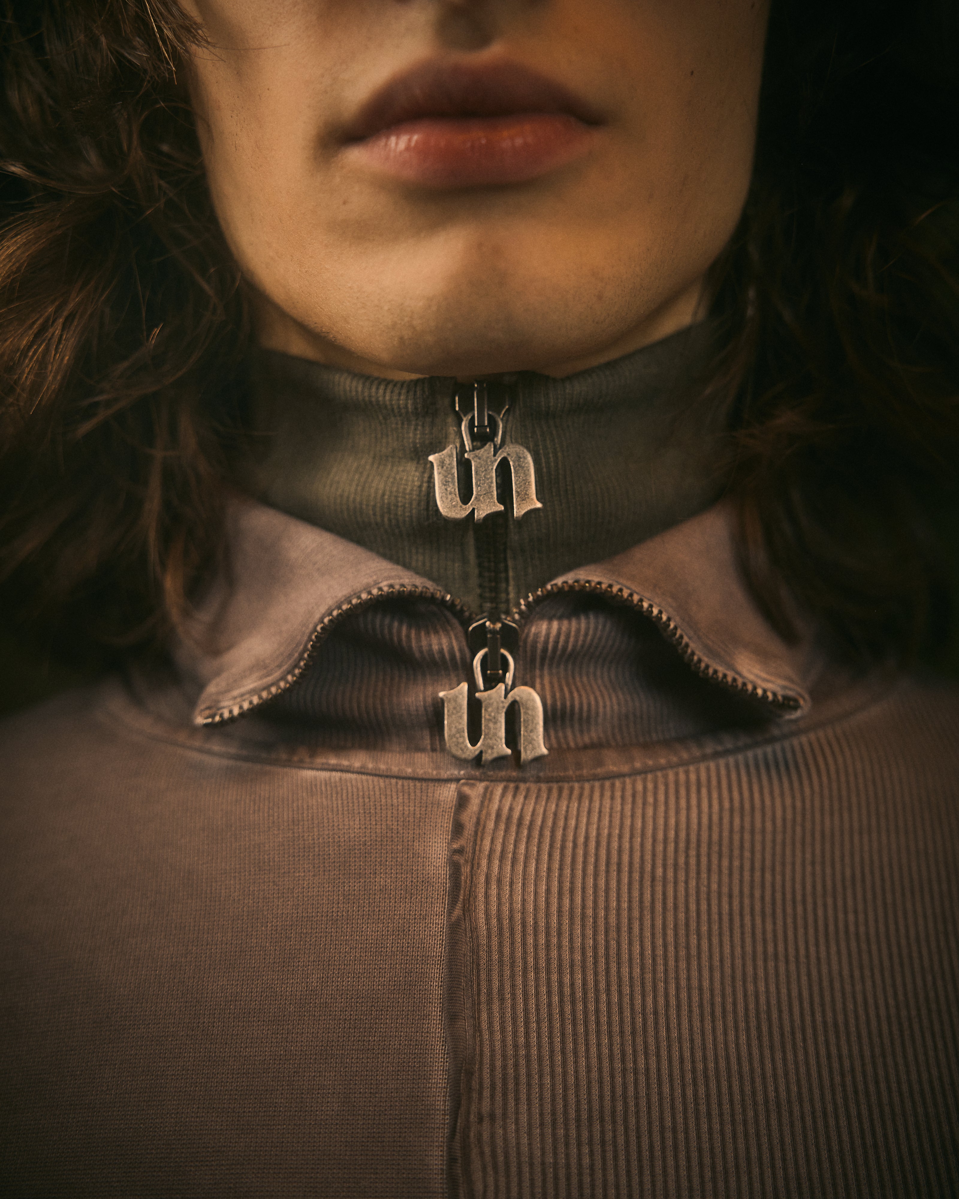 Turtleneck Collar - Brown