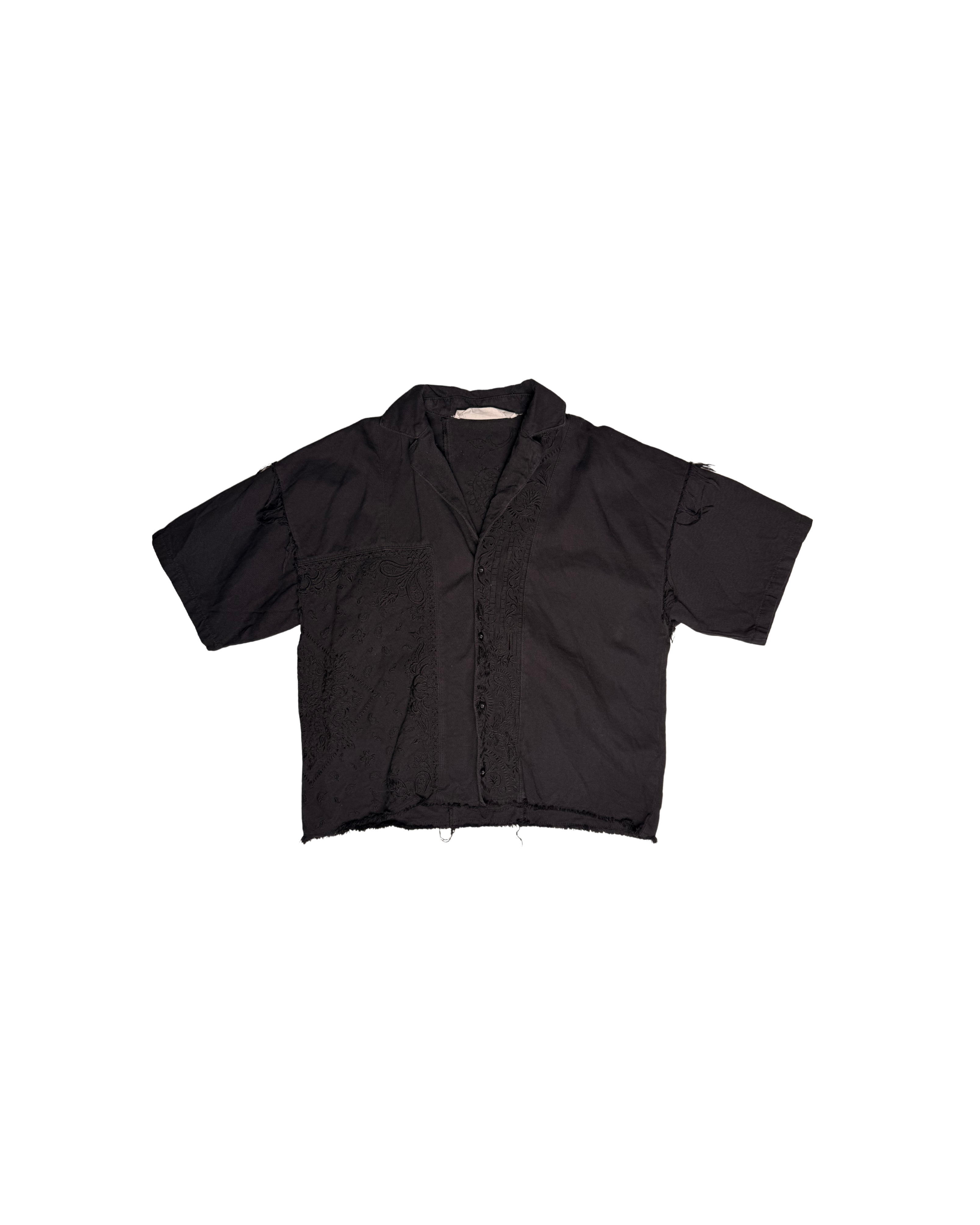 062 EMBROIDERED SHORT SLEEVE SHIRT – BLACK